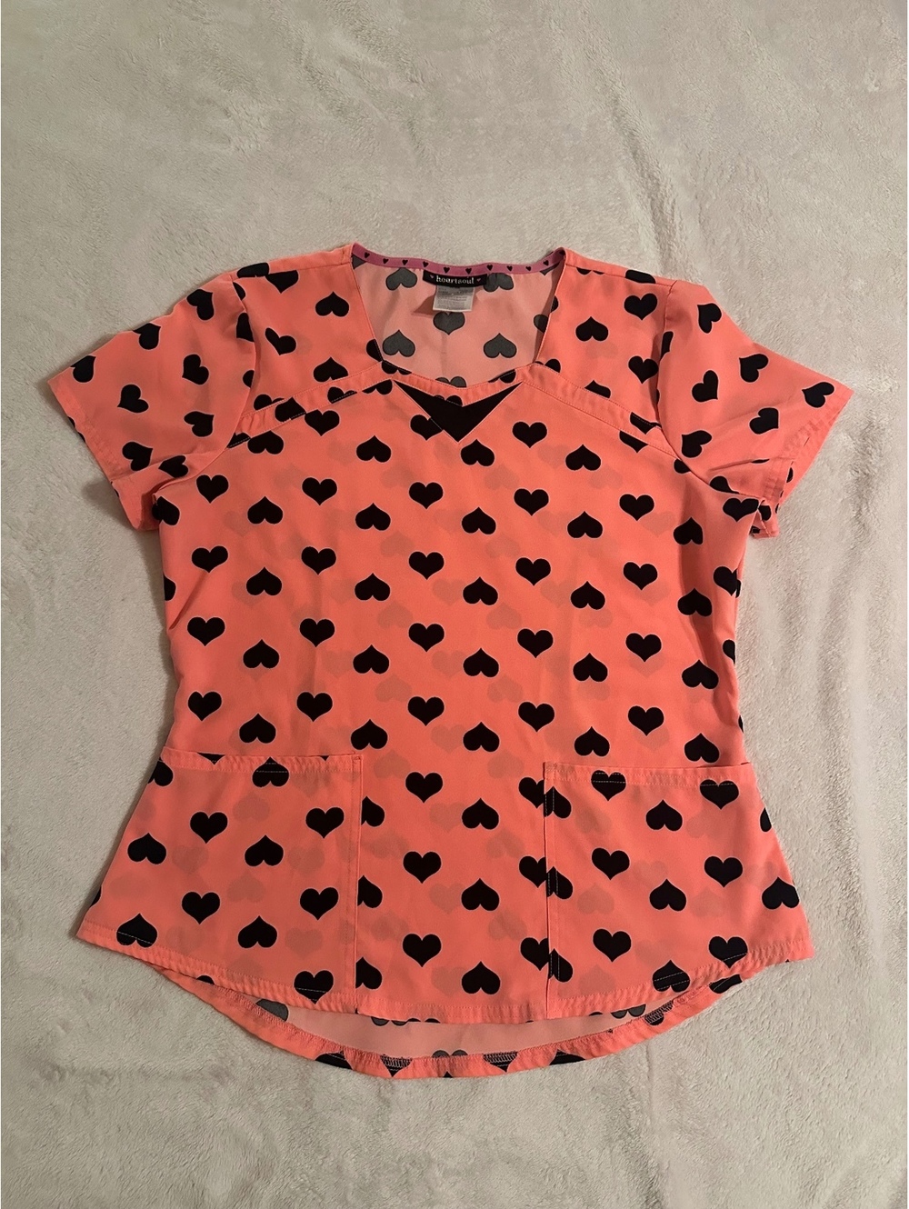 HeartSoul Break On Through Heart-Core Vibe Scrub Top Pink Heart - Size Medium M